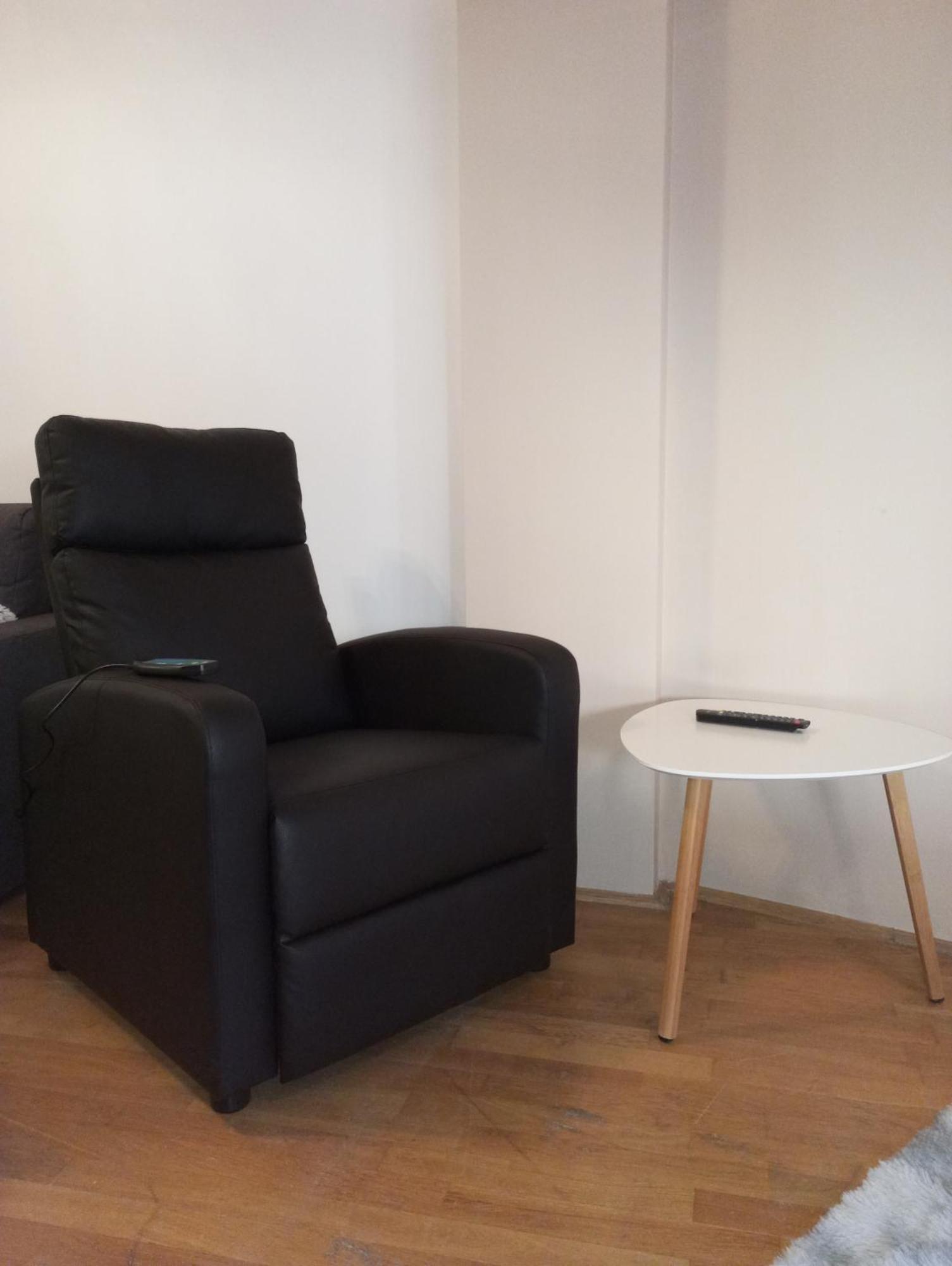 Zen Apartman Budakalasz Εξωτερικό φωτογραφία