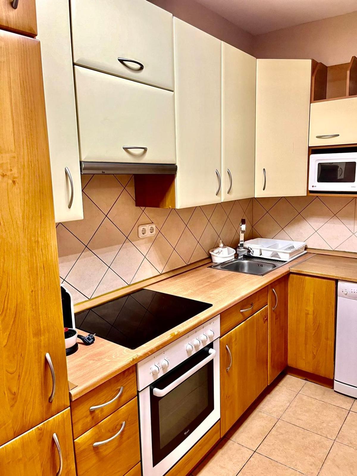 Zen Apartman Budakalasz Εξωτερικό φωτογραφία
