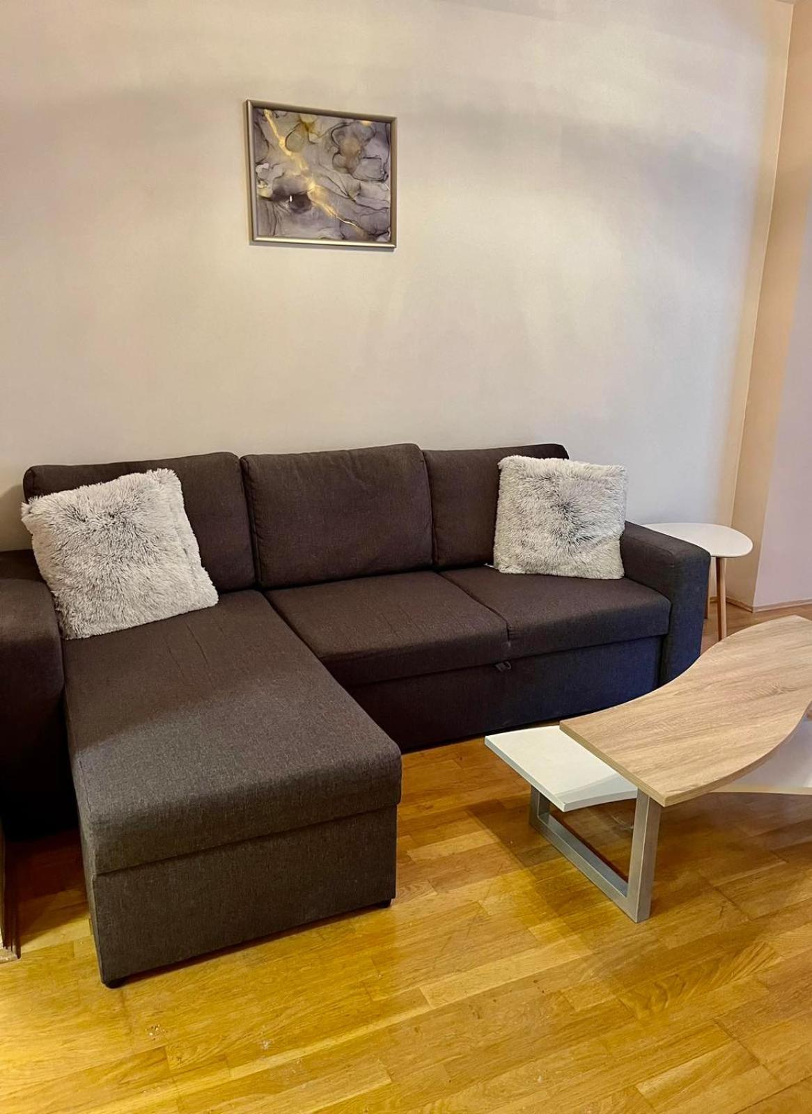 Zen Apartman Budakalasz Εξωτερικό φωτογραφία